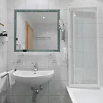 Posthotel Am Arlberg Штренген