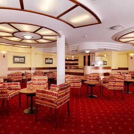 Posthotel Am Arlberg 3* Strengen