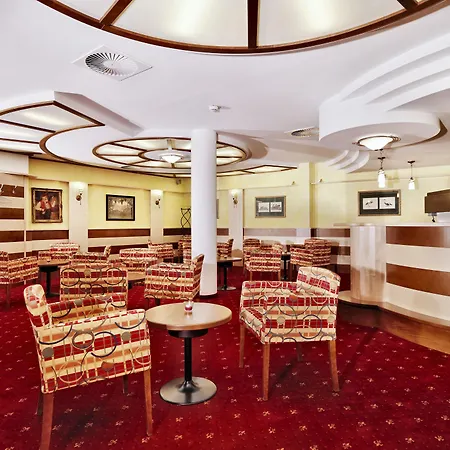 Hotel Posthotel Am Arlberg 3*