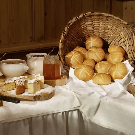 Posthotel Am Arlberg 호텔 3*