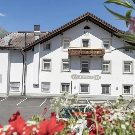 Posthotel Am Arlberg Отель Штренген