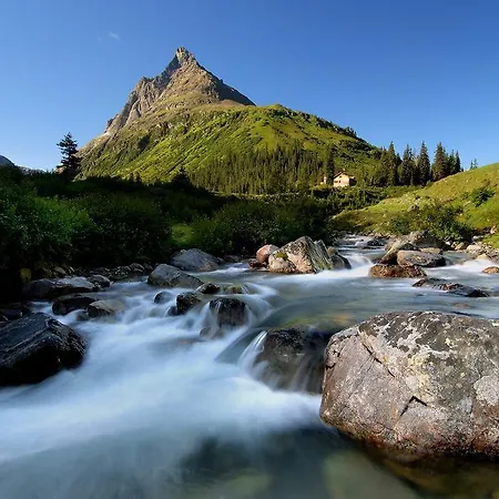 Posthotel Am Arlberg 3*