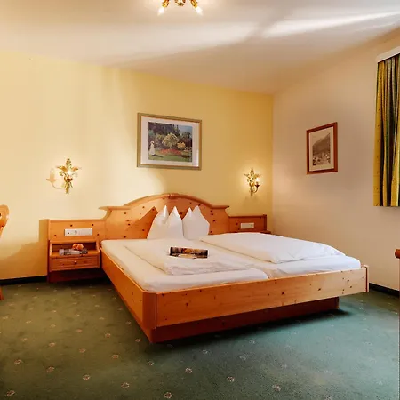 Posthotel Am Arlberg Hotel Strengen