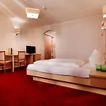 Posthotel Am Arlberg 3* Strengen
