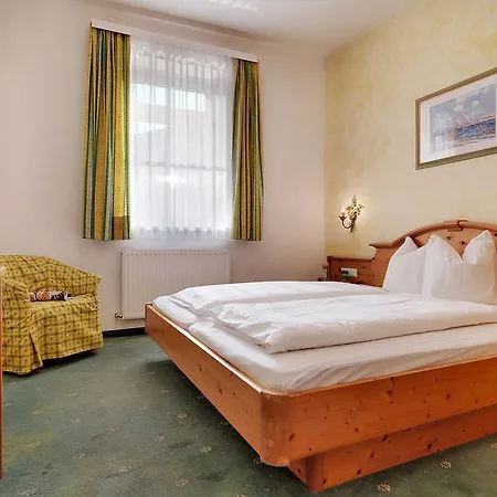Posthotel Am Arlberg 3* Strengen