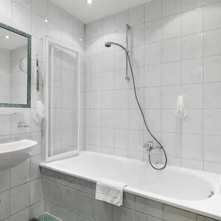 Posthotel Am Arlberg 3* Strengen